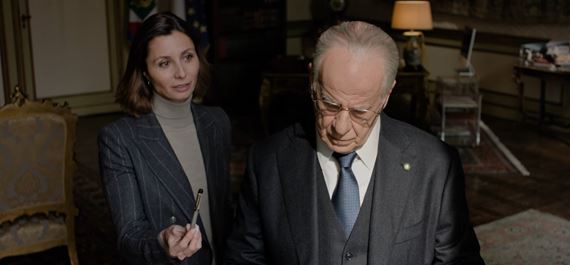 Nov� film Paola Sorrentina Milos� patr� medzi jeho najd�le�itej�ie